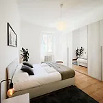 20 Min Duomo - Design Апартаменты *